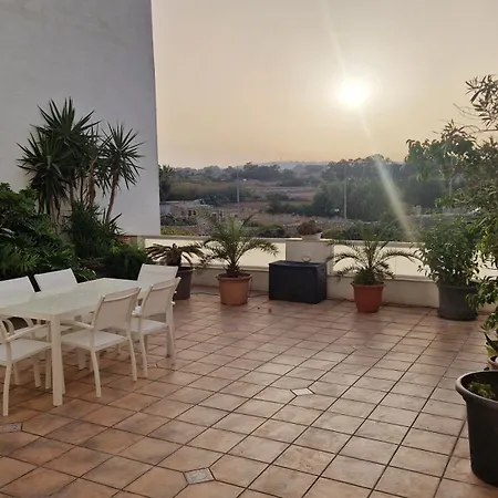 Carousel Apartment Qrendi