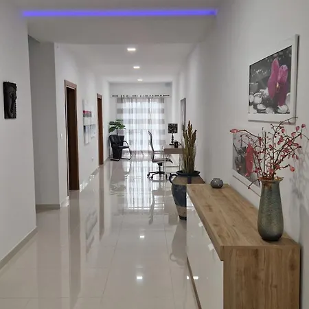 Apartament Carousel Qrendi