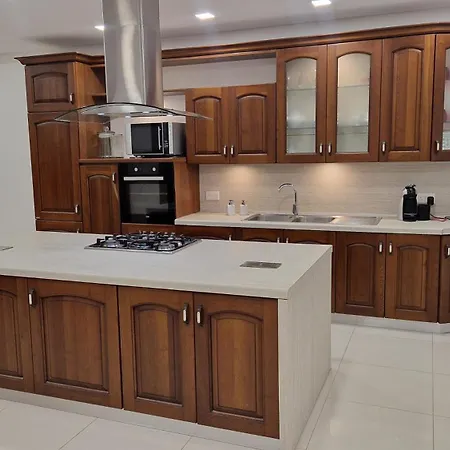 Carousel Apartment Qrendi