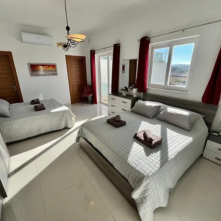 Carousel Apartmán Qrendi