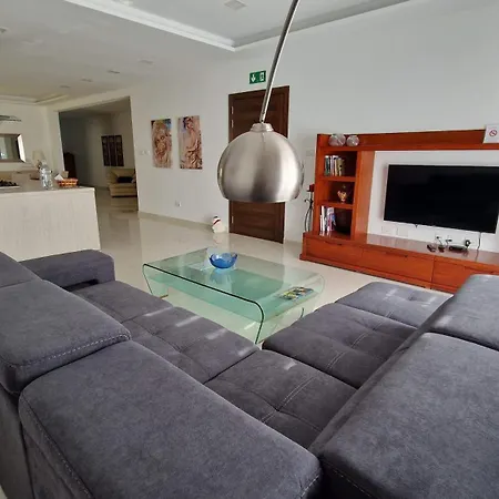 Carousel Apartment Qrendi