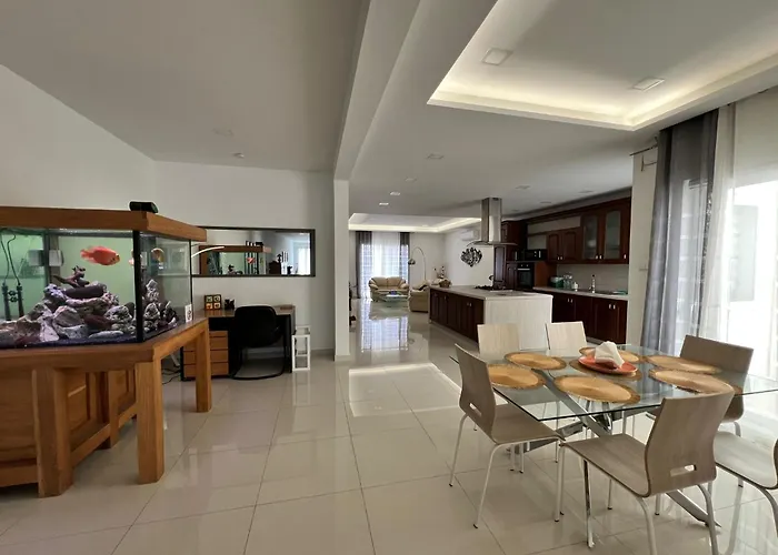 Carousel Apartment Qrendi